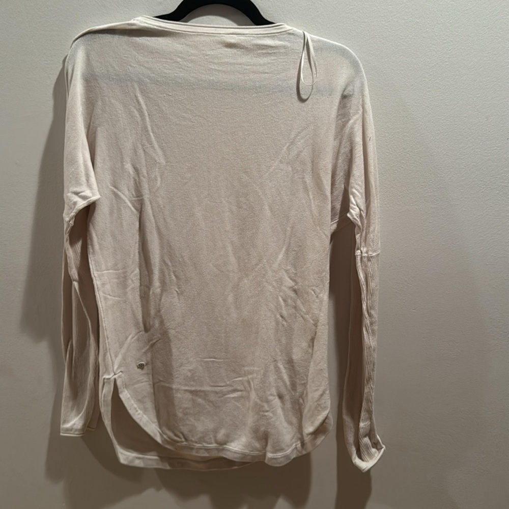 Lululemon Take It All In Women's Cream Long Sleeve Knit Top Size 4 - Picture 9 of 10
